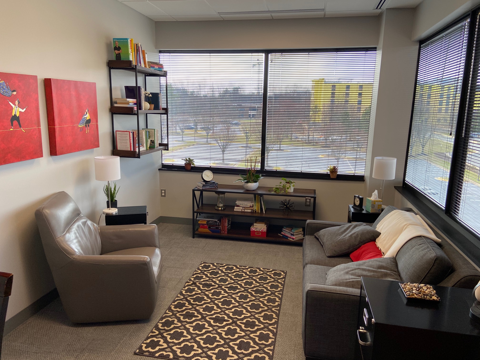 NoVA Office Room